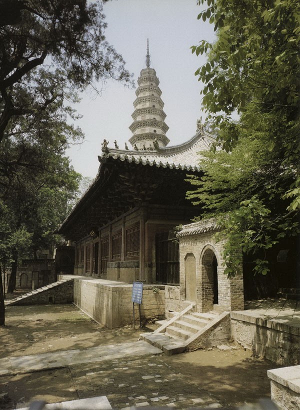灵岩寺之一
