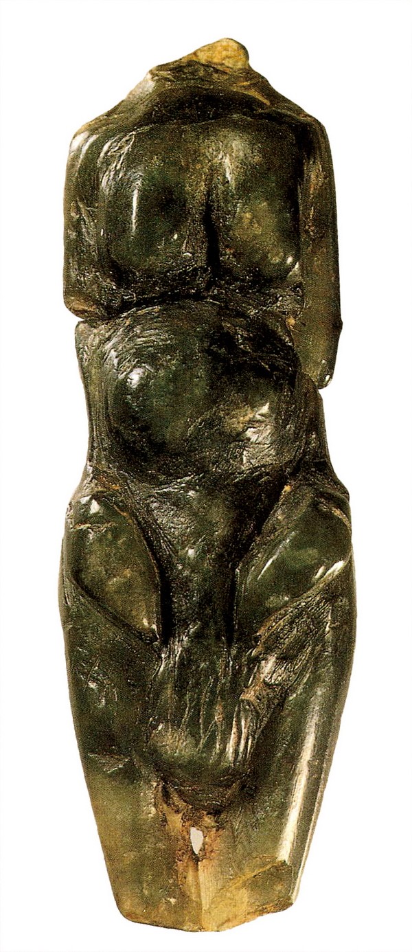 意大利的格里马尔迪洞-人体雕像 (局部破损)