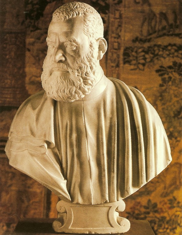 贝内德托·曼西尼的雕像